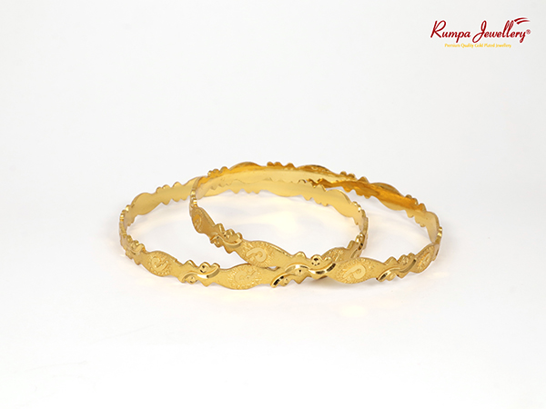 Two pieces Bangles