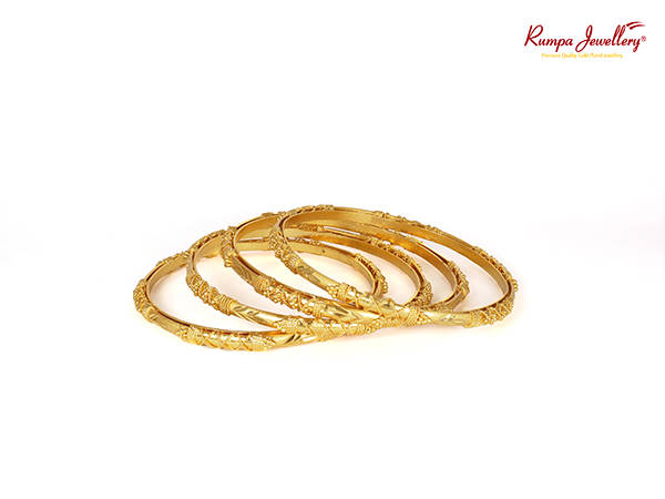 Four pieces Bangles