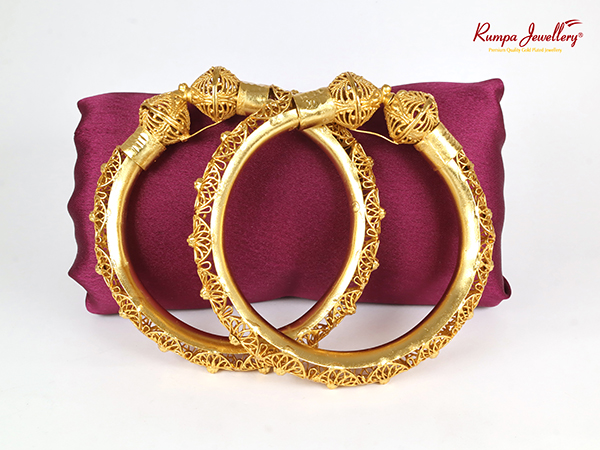 Gold plated Bala