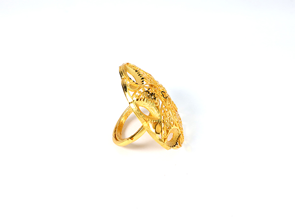 Statement Ring