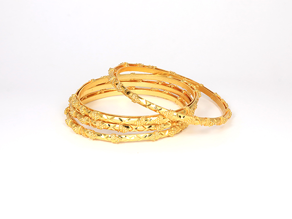 Four pieces Bangles