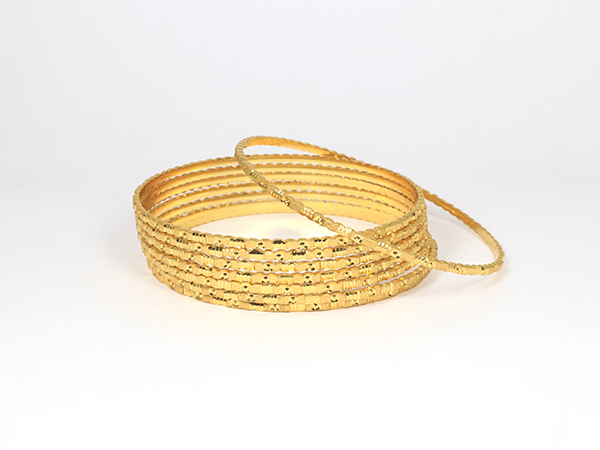 Four pieces Bangles