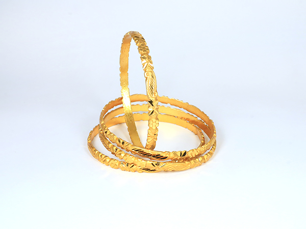 Four pieces Bangles