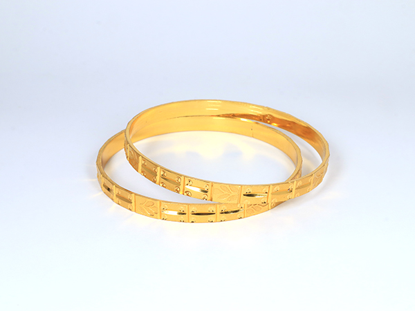 Two pieces Bangles