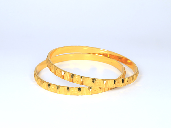 Two pieces Bangles