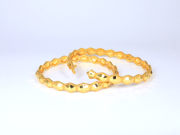 Two pieces Bangles