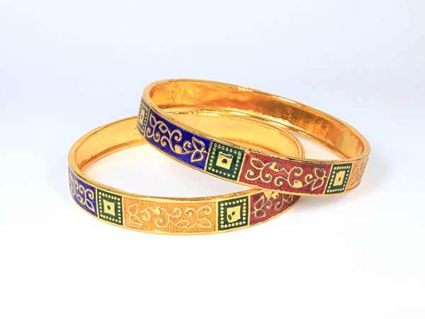 Two pieces Bangles