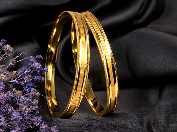 Two pieces Bangles