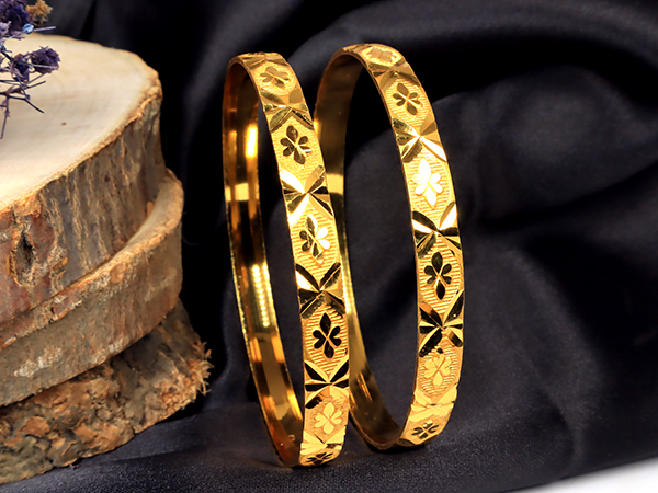 Two pieces Bangles