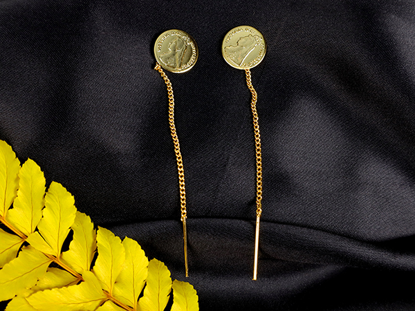 Sui Dhaga Earrings