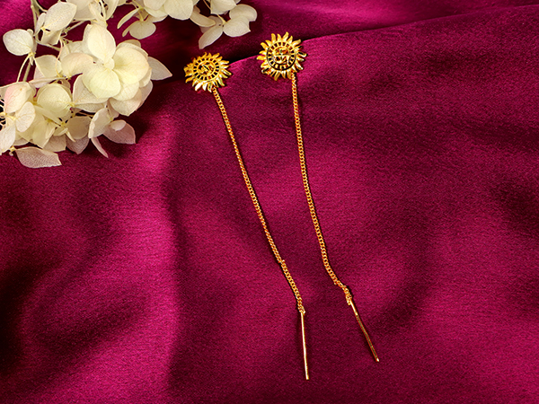 Sui Dhaga Earrings