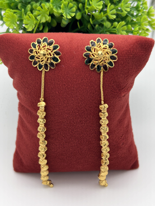 Sui Dhaga Earrings