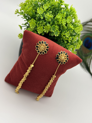 Sui Dhaga Earrings