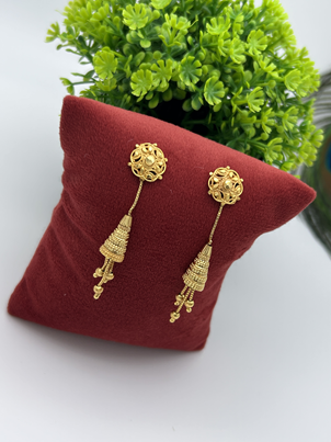Sui Dhaga Earrings