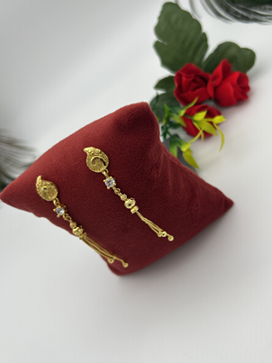 Sui Dhaga Earrings